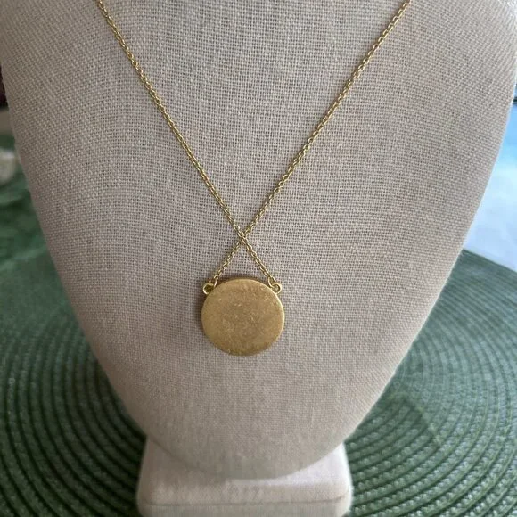 Tory Burch Mother of Pearl Logo Medallion Necklace - Picture 5 of 10